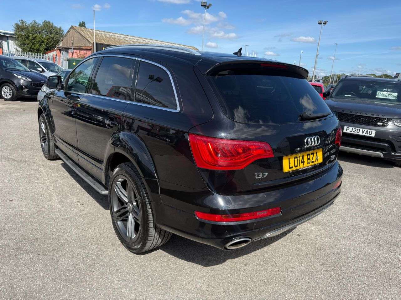 A 2014 AUDI Q7 3.0 TDI V6 S line Sport Edition SUV 5dr Diesel Tiptronic quattro Euro 5-HEA A 2014 AUDI Q7 3.0 TDI V6 S line Sport Edition SUV 5dr Diesel Tiptronic quattro Euro 5-HEA