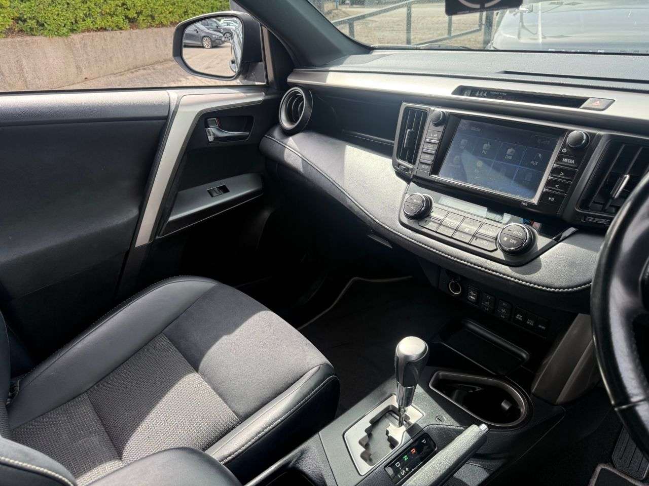 2018 TOYOTA RAV4 2018 TOYOTA RAV4
