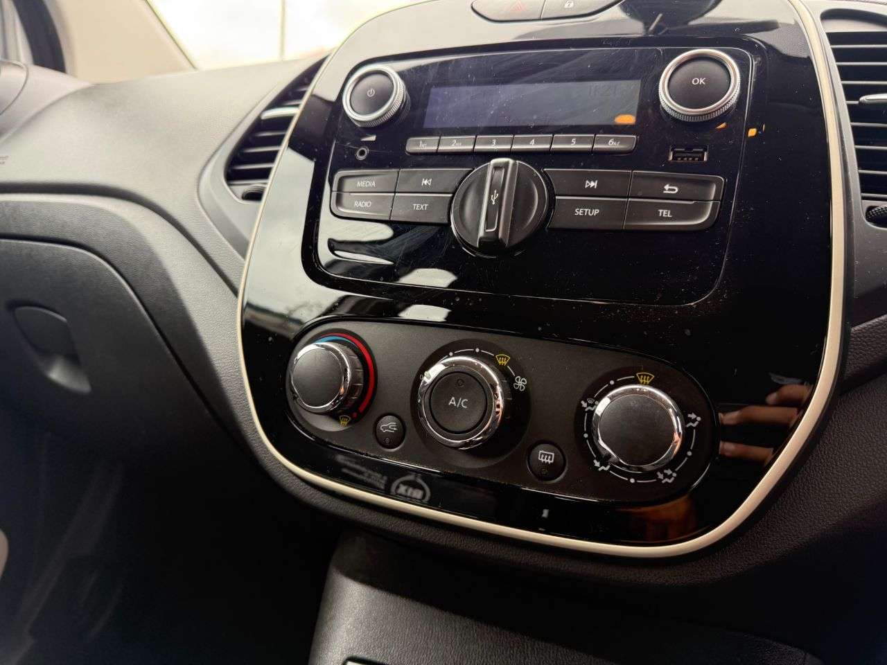2018 RENAULT CAPTUR 2018 RENAULT CAPTUR