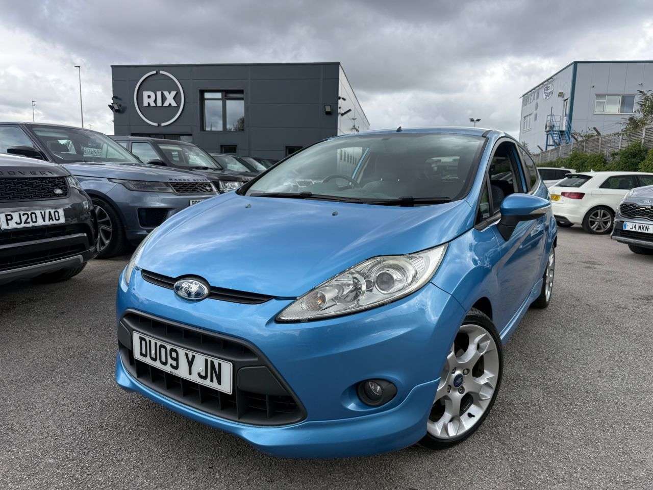 A 2009 FORD FIESTA 1.6 Zetec S Hatchback 3dr Petrol Manual (139 g/km, 118 bhp) 2 FORMER KEEPER A 2009 FORD FIESTA 1.6 Zetec S Hatchback 3dr Petrol Manual (139 g/km, 118 bhp) 2 FORMER KEEPER