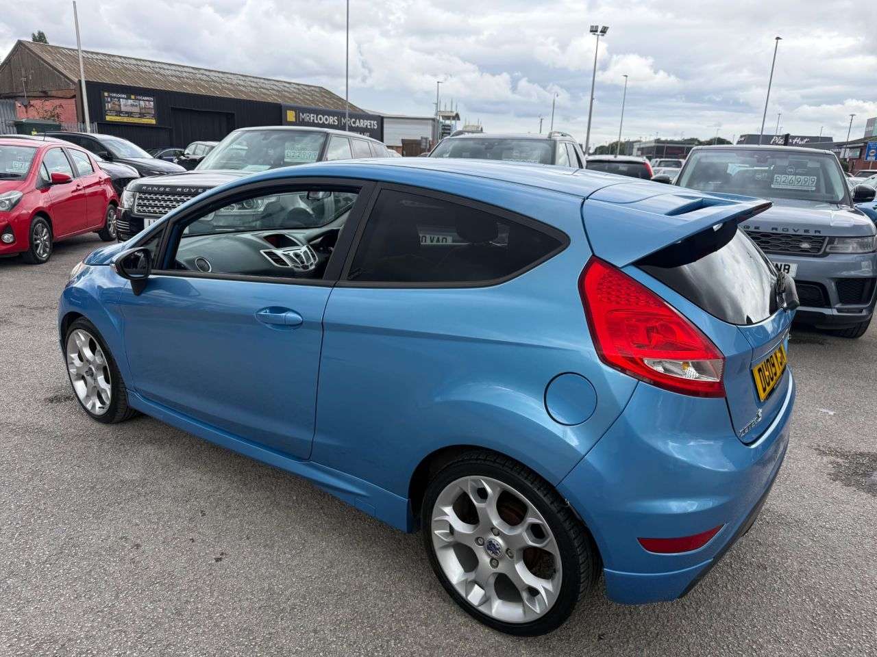 A 2009 FORD FIESTA 1.6 Zetec S Hatchback 3dr Petrol Manual (139 g/km, 118 bhp) 2 FORMER KEEPER A 2009 FORD FIESTA 1.6 Zetec S Hatchback 3dr Petrol Manual (139 g/km, 118 bhp) 2 FORMER KEEPER