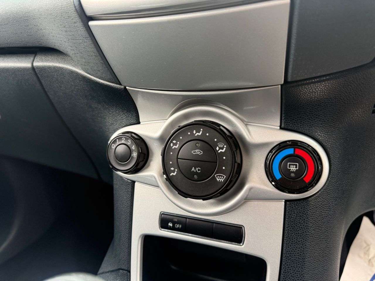2009 FORD FIESTA 2009 FORD FIESTA