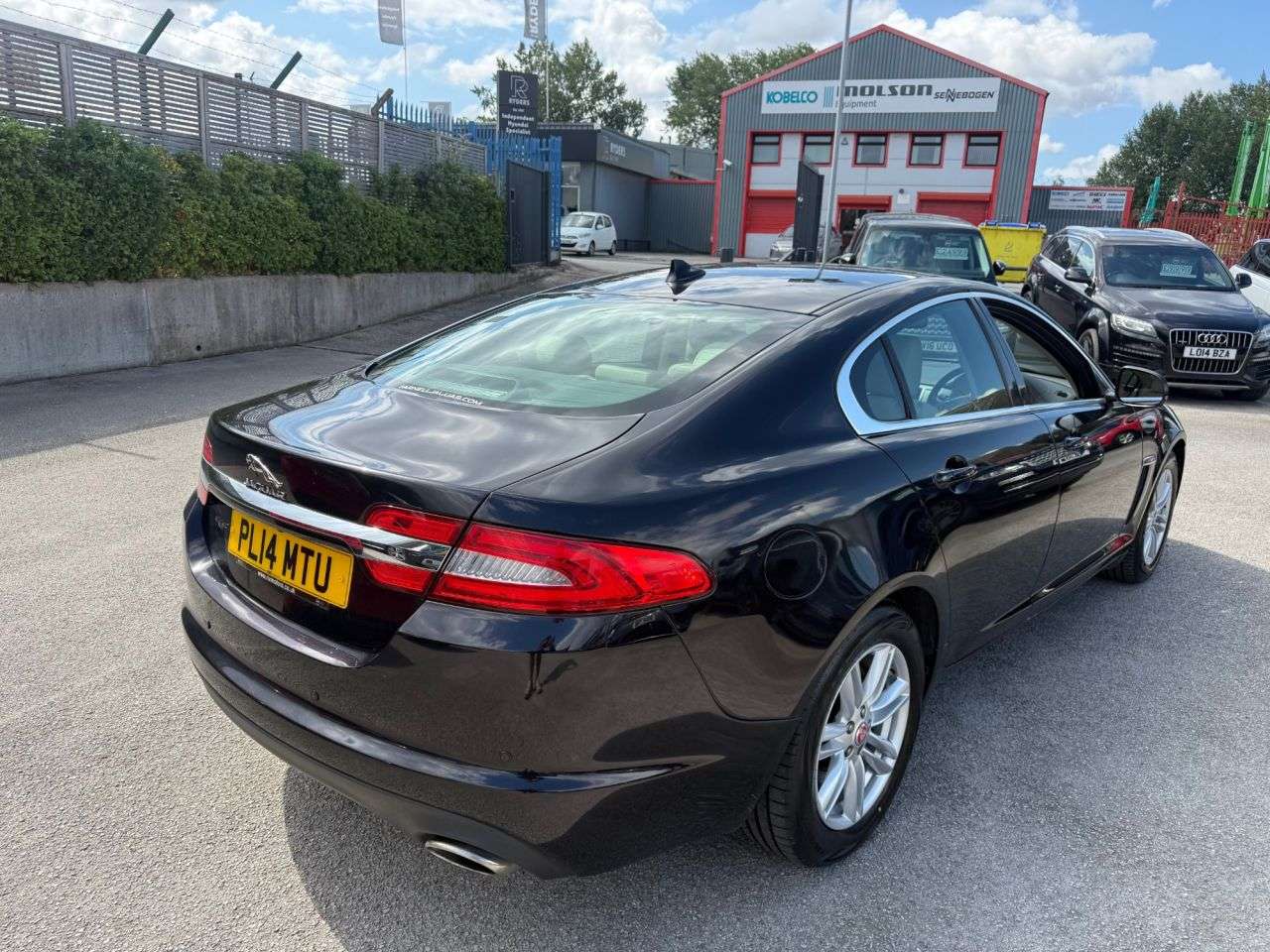 2014 JAGUAR XF 2014 JAGUAR XF