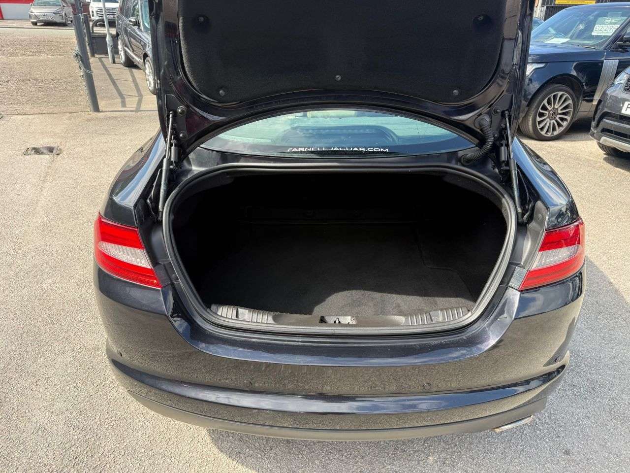 2014 JAGUAR XF 2014 JAGUAR XF