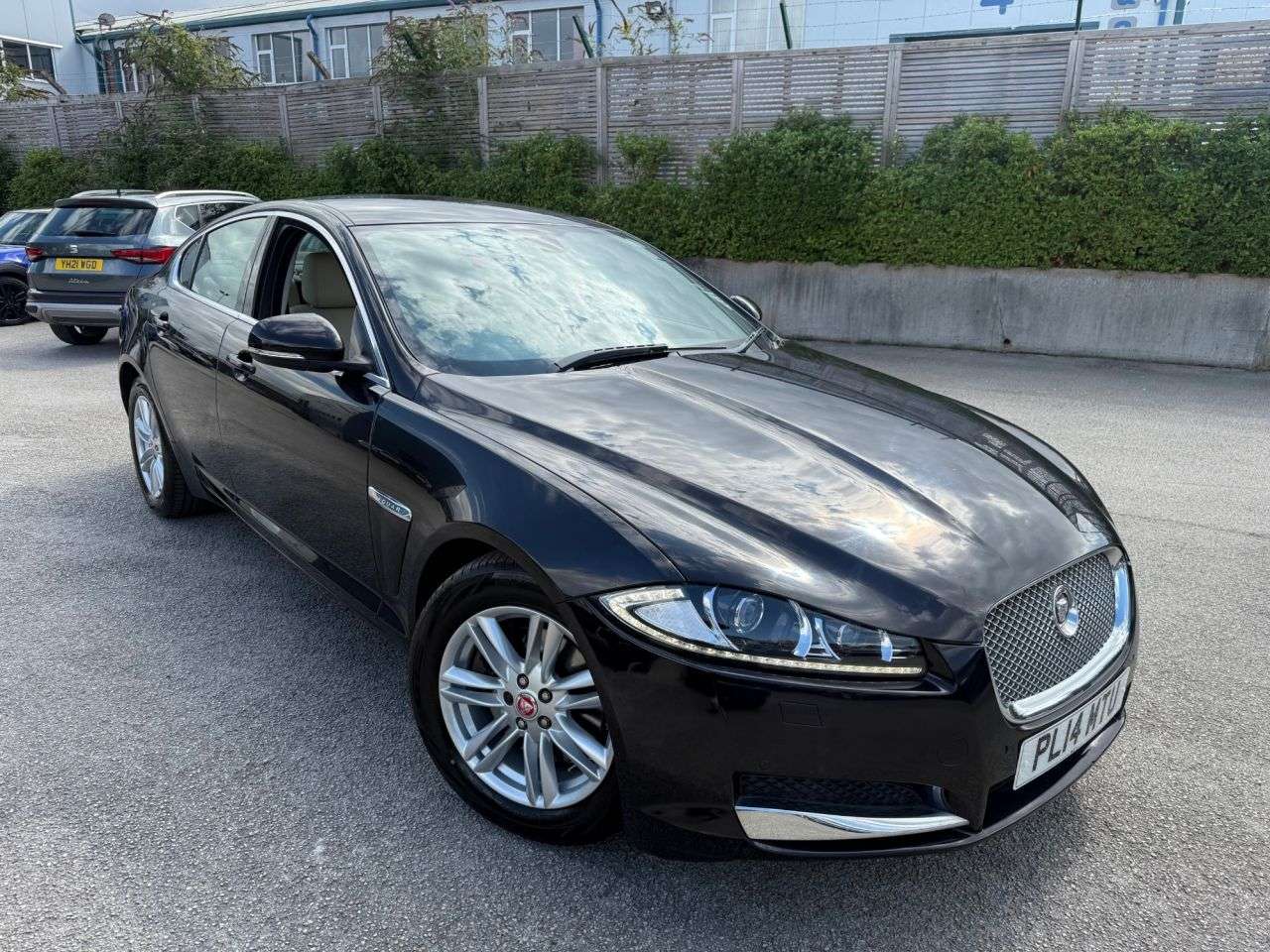 2014 JAGUAR XF 2014 JAGUAR XF