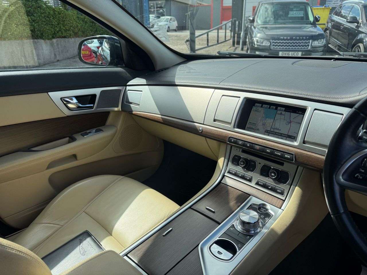 2014 JAGUAR XF 2014 JAGUAR XF