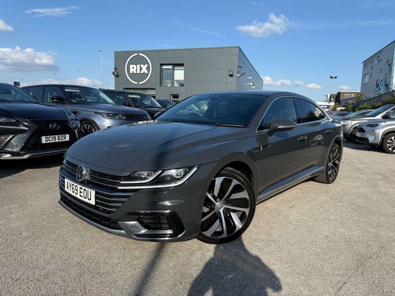 A 2019 VOLKSWAGEN ARTEON 2.0 TSI R-Line Fastback 5dr Petrol DSG Euro 6 (s/s) (190 ps) A 2019 VOLKSWAGEN ARTEON 2.0 TSI R-Line Fastback 5dr Petrol DSG Euro 6 (s/s) (190 ps)