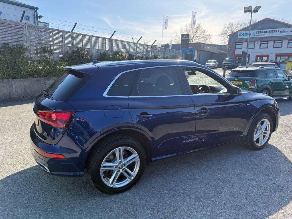 2017 AUDI Q5 2017 AUDI Q5