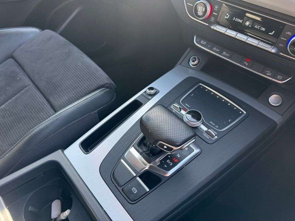 2017 AUDI Q5 2017 AUDI Q5