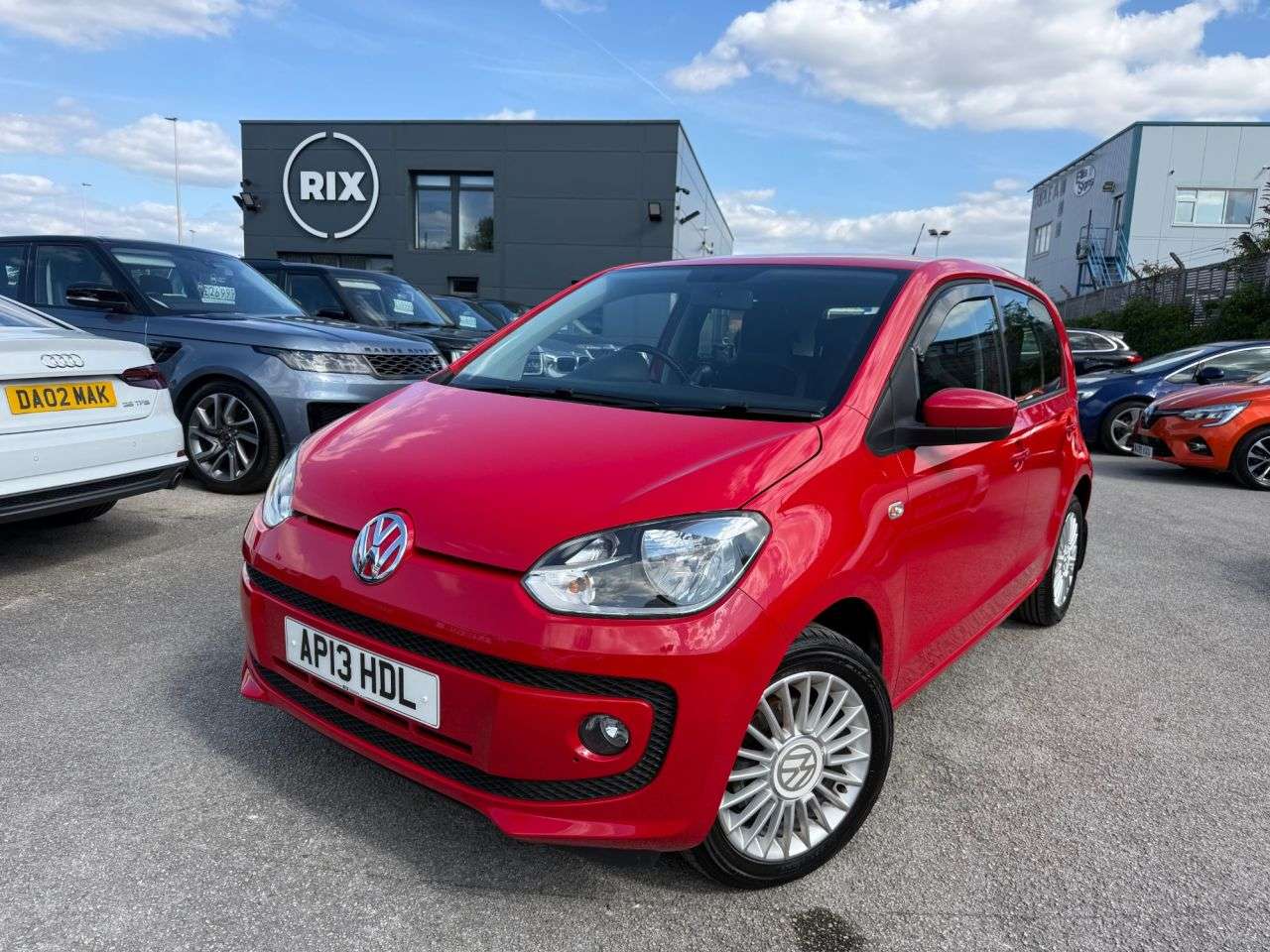 A 2013 VOLKSWAGEN UP! 1.0 High up! Hatchback 5dr Petrol Manual Euro 5 (75 ps) A 2013 VOLKSWAGEN UP! 1.0 High up! Hatchback 5dr Petrol Manual Euro 5 (75 ps)