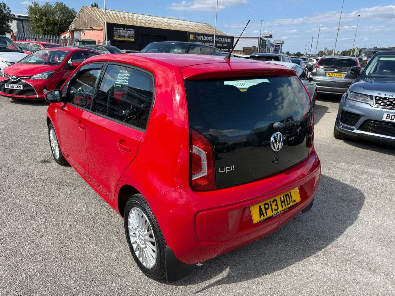2013 VOLKSWAGEN UP! 2013 VOLKSWAGEN UP!