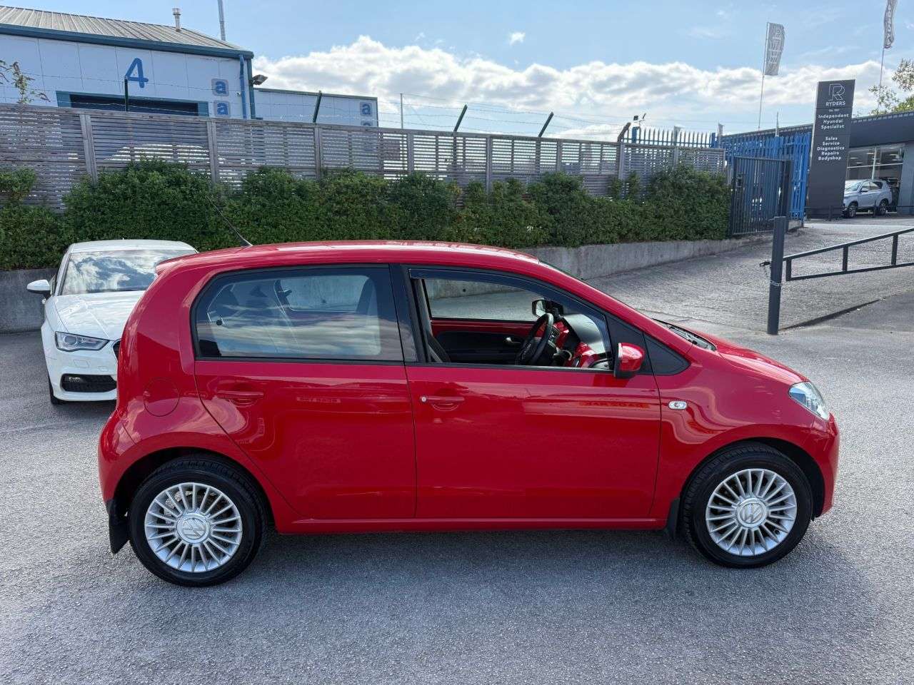 2013 VOLKSWAGEN UP! 2013 VOLKSWAGEN UP!