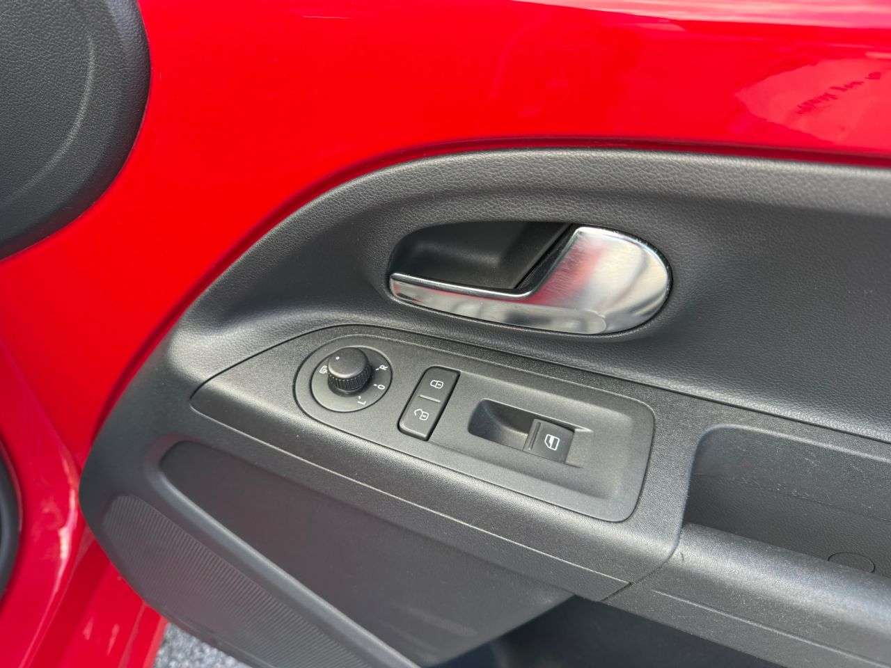 2013 VOLKSWAGEN UP! 2013 VOLKSWAGEN UP!