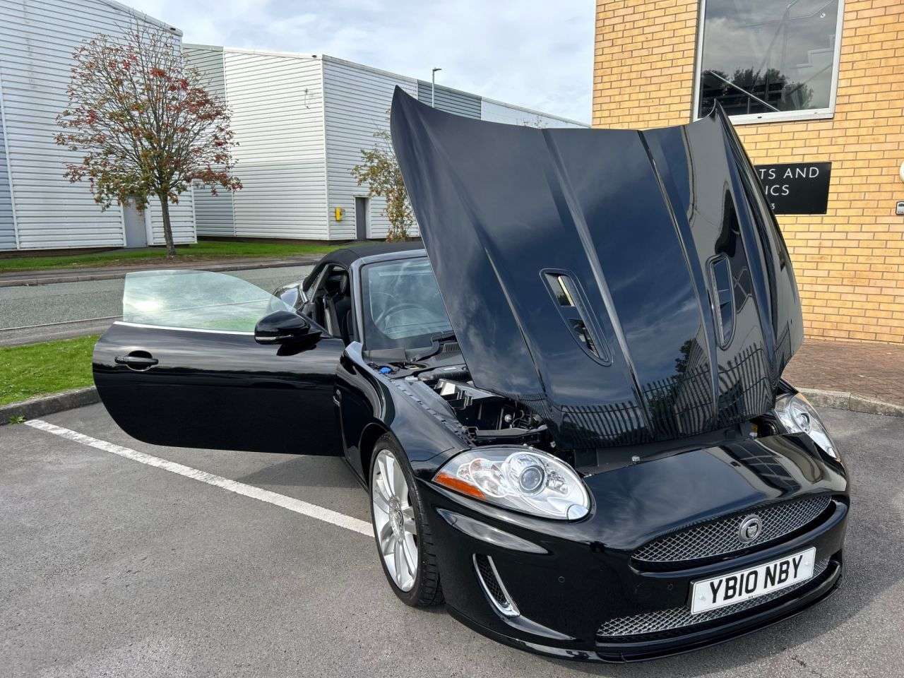 2010 JAGUAR XKR 2010 JAGUAR XKR