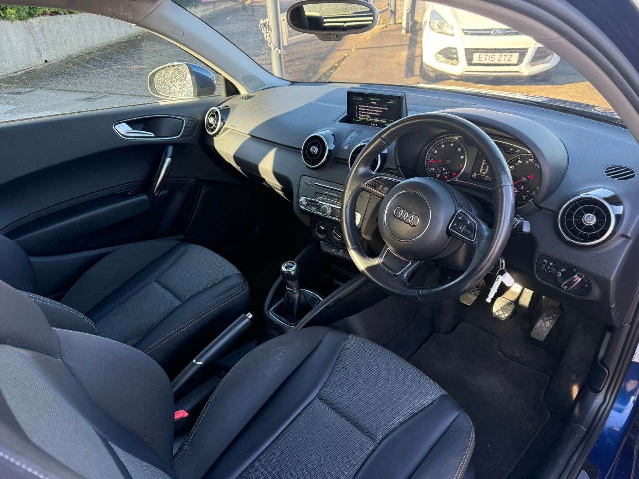 2015 AUDI A1 2015 AUDI A1
