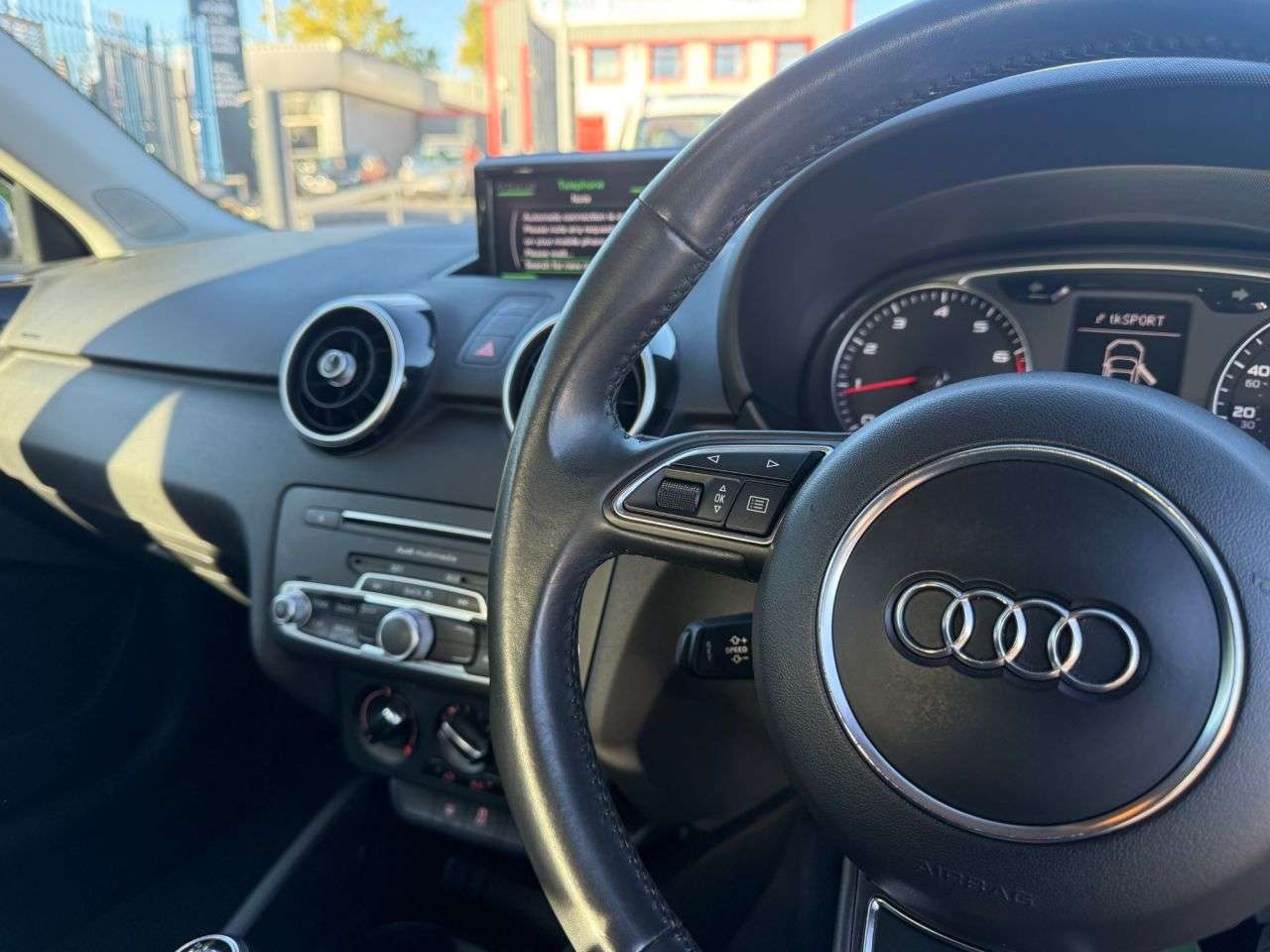 2015 AUDI A1 2015 AUDI A1