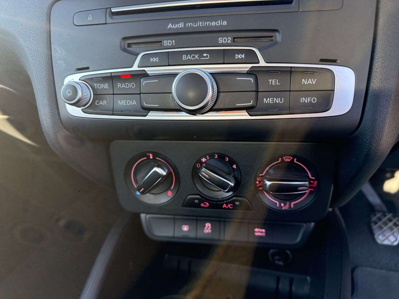 2015 AUDI A1 2015 AUDI A1