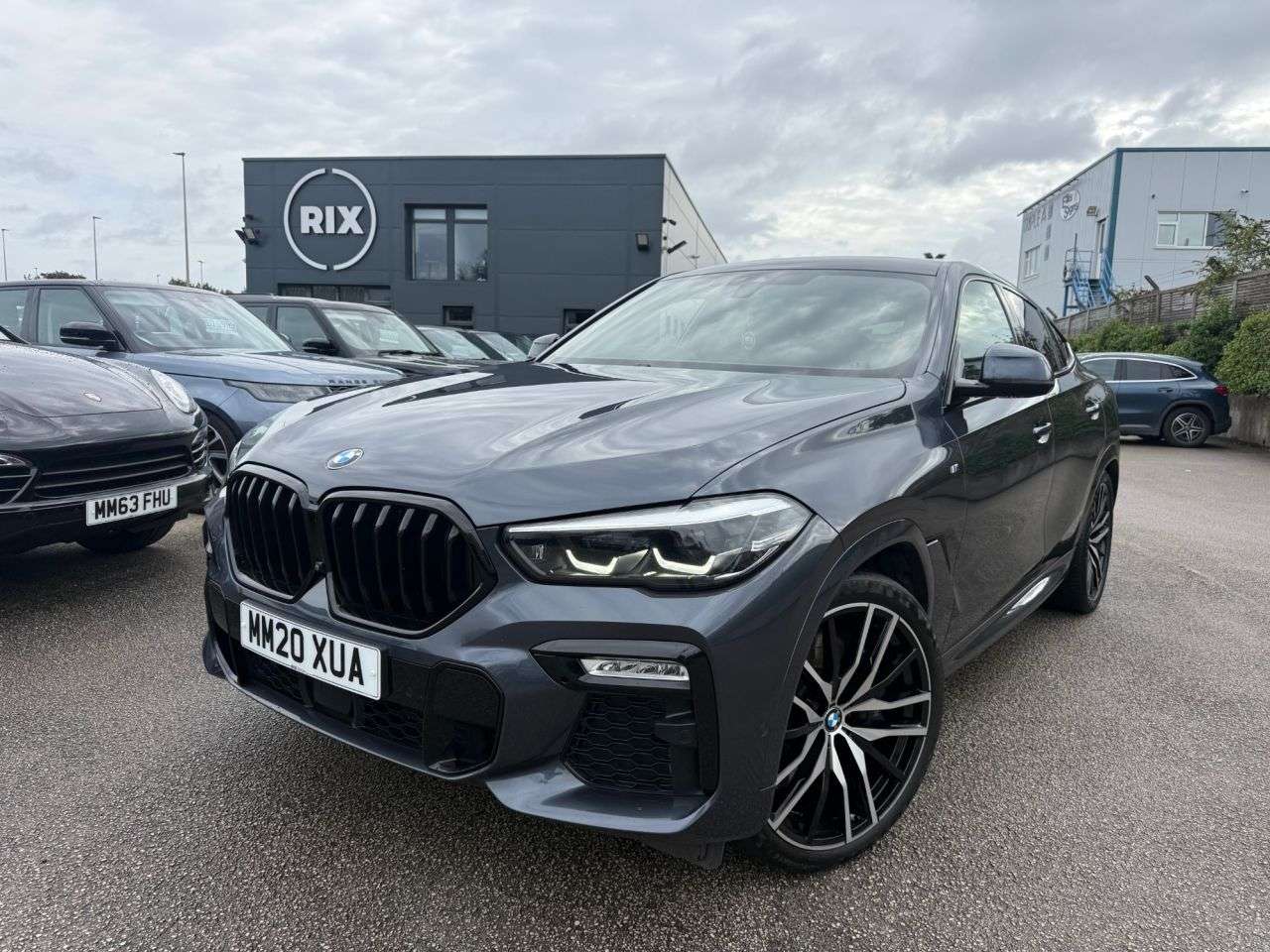 A 2020 BMW X6 3.0 40i M Sport SUV 5dr Petrol Auto xDrive Euro 6-FACTORY EXTRAS WORTH £7,4 A 2020 BMW X6 3.0 40i M Sport SUV 5dr Petrol Auto xDrive Euro 6-FACTORY EXTRAS WORTH £7,4