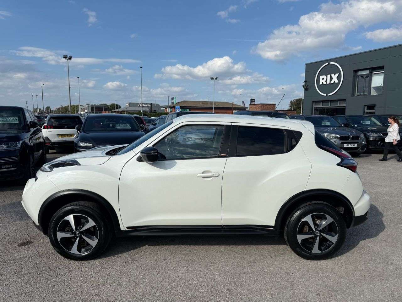 A 2019 NISSAN JUKE 1.6 Bose Personal Edition SUV 5dr Petrol Manual Euro 6 (112 ps) A 2019 NISSAN JUKE 1.6 Bose Personal Edition SUV 5dr Petrol Manual Euro 6 (112 ps)
