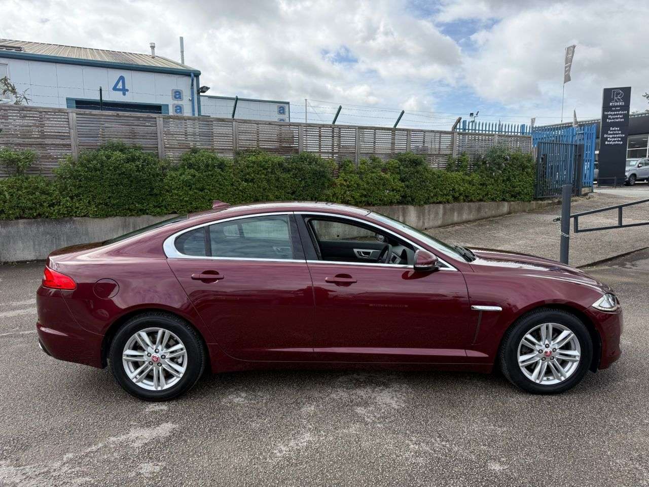 2015 JAGUAR XF 2015 JAGUAR XF
