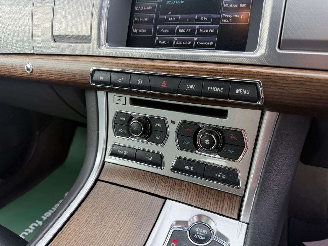 2015 JAGUAR XF 2015 JAGUAR XF