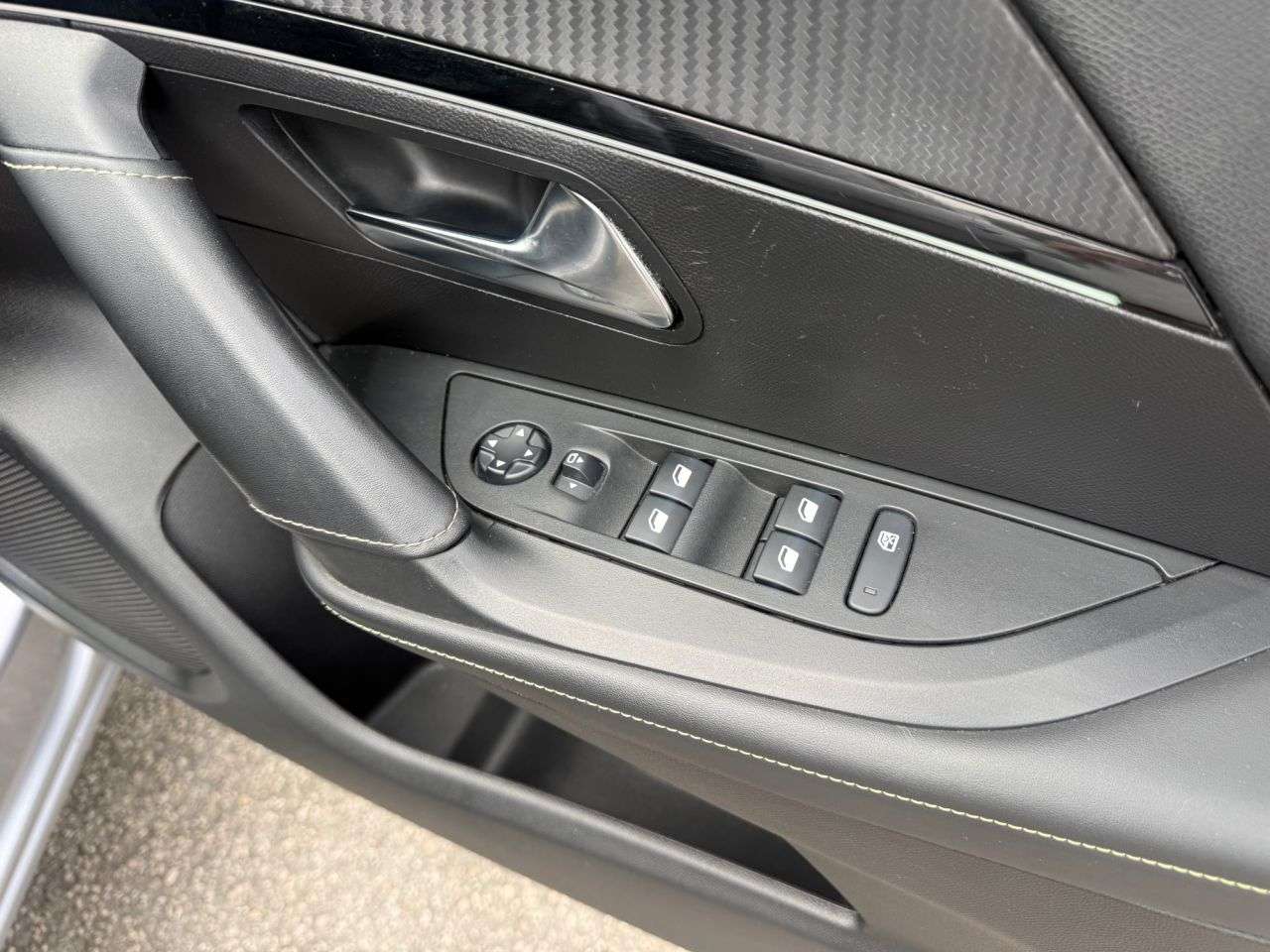 2020 PEUGEOT 2008 2020 PEUGEOT 2008