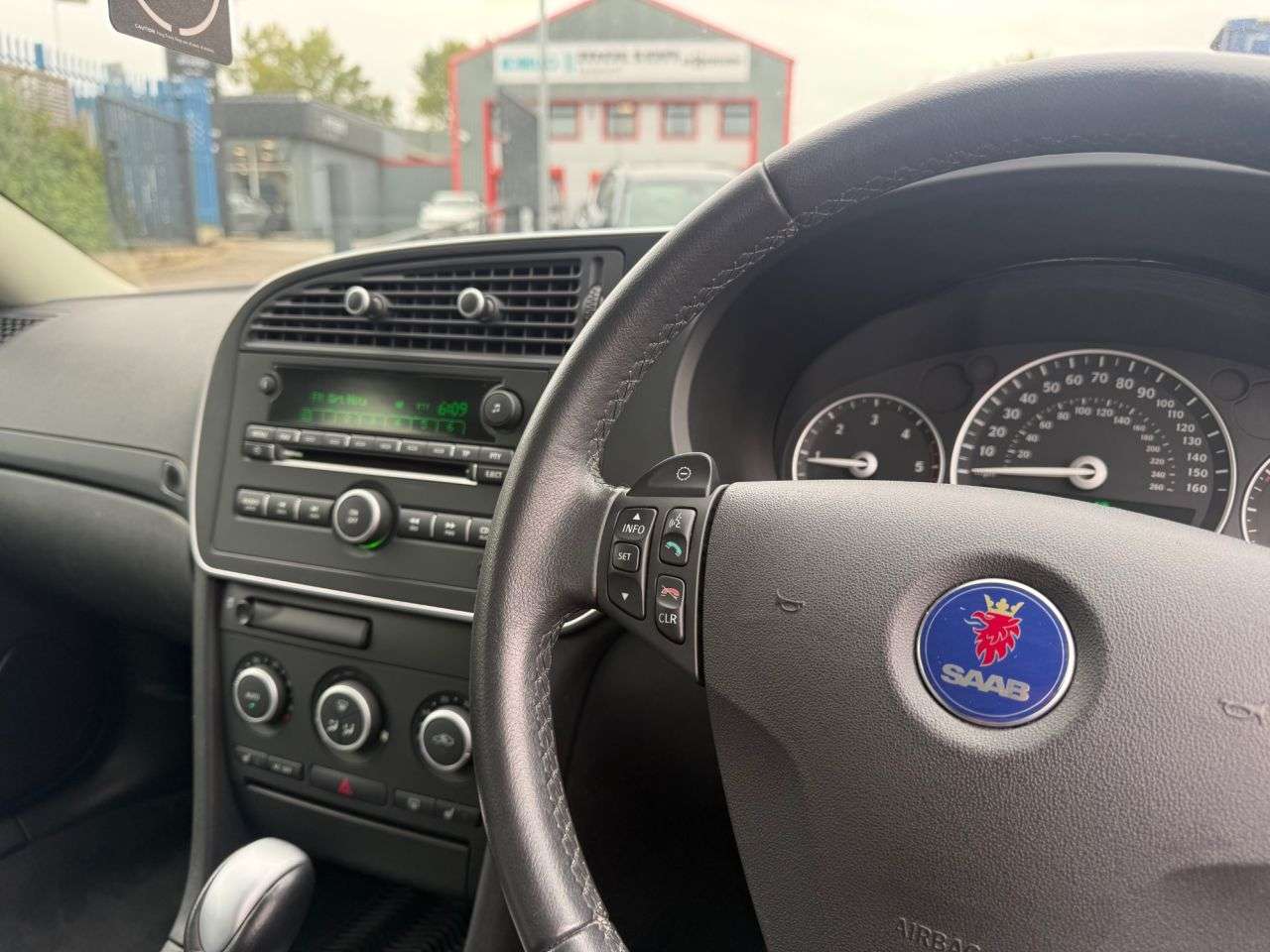 2010 SAAB 9-3 2010 SAAB 9-3