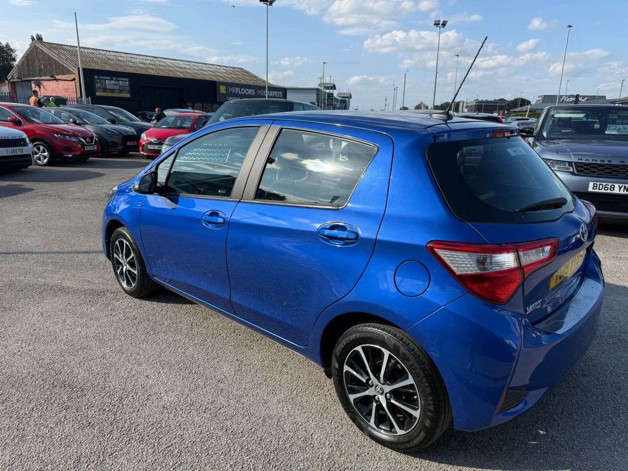 A 2019 TOYOTA YARIS 1.5 VVT-i Icon Tech Hatchback 5dr Petrol Manual Euro 6 (111 ps) 1 OWNER FRO A 2019 TOYOTA YARIS 1.5 VVT-i Icon Tech Hatchback 5dr Petrol Manual Euro 6 (111 ps) 1 OWNER FRO