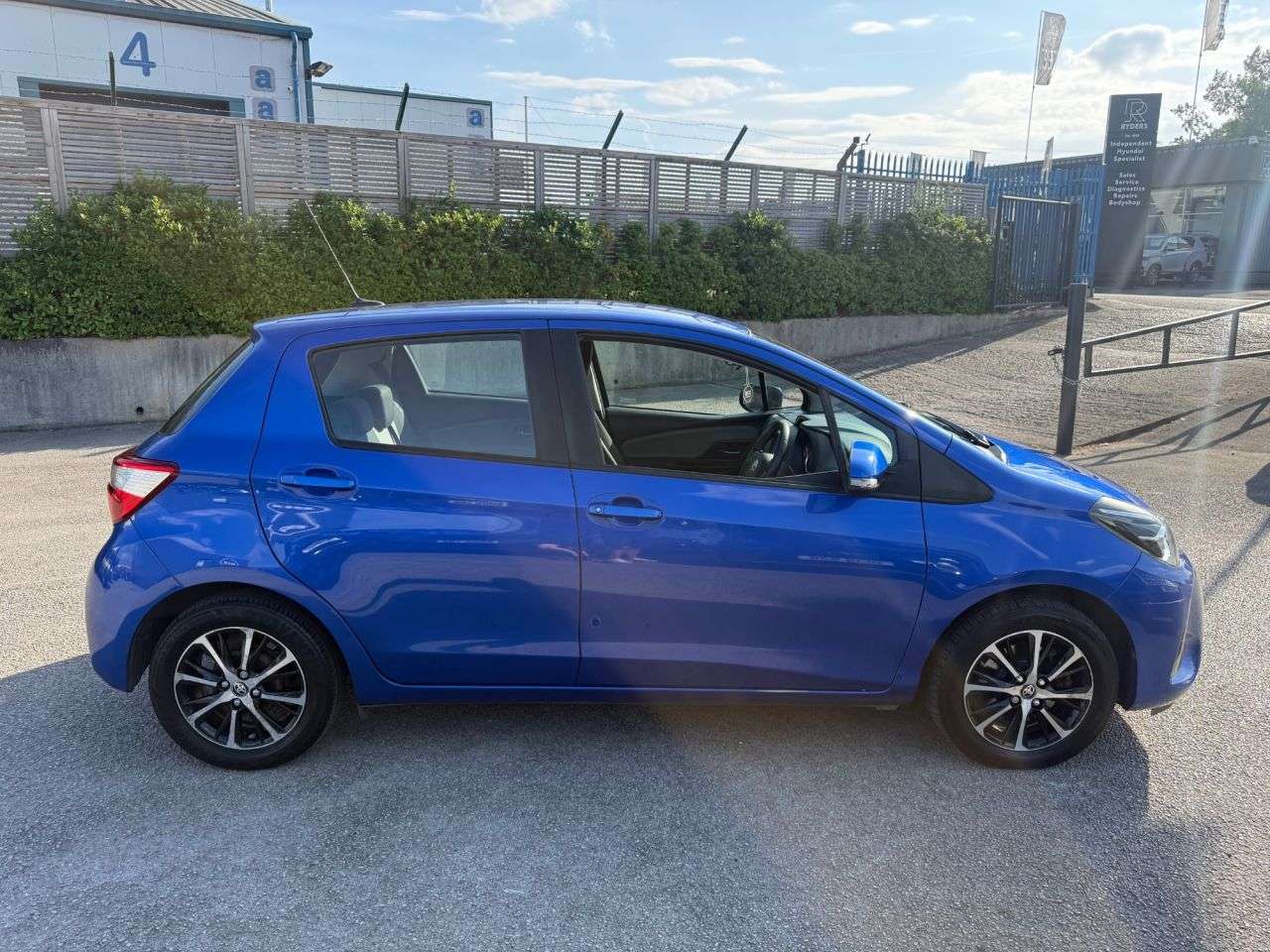 2019 TOYOTA YARIS 2019 TOYOTA YARIS