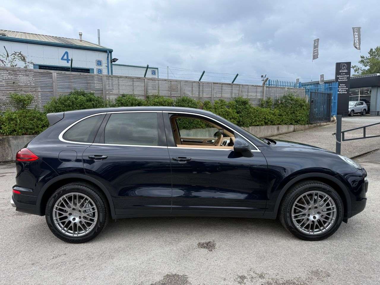 2015 PORSCHE CAYENNE 2015 PORSCHE CAYENNE