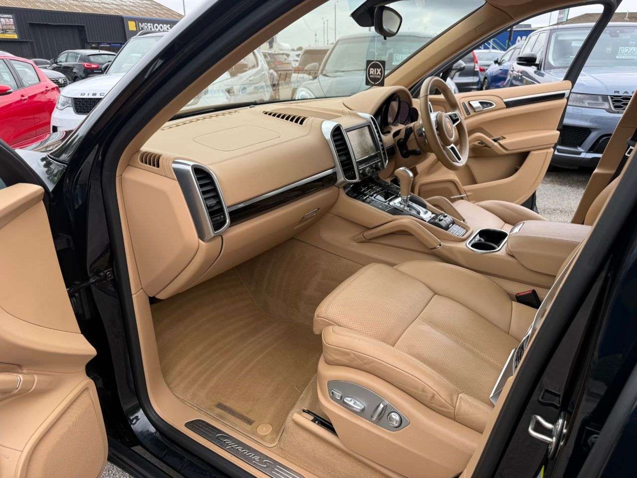 2015 PORSCHE CAYENNE 2015 PORSCHE CAYENNE