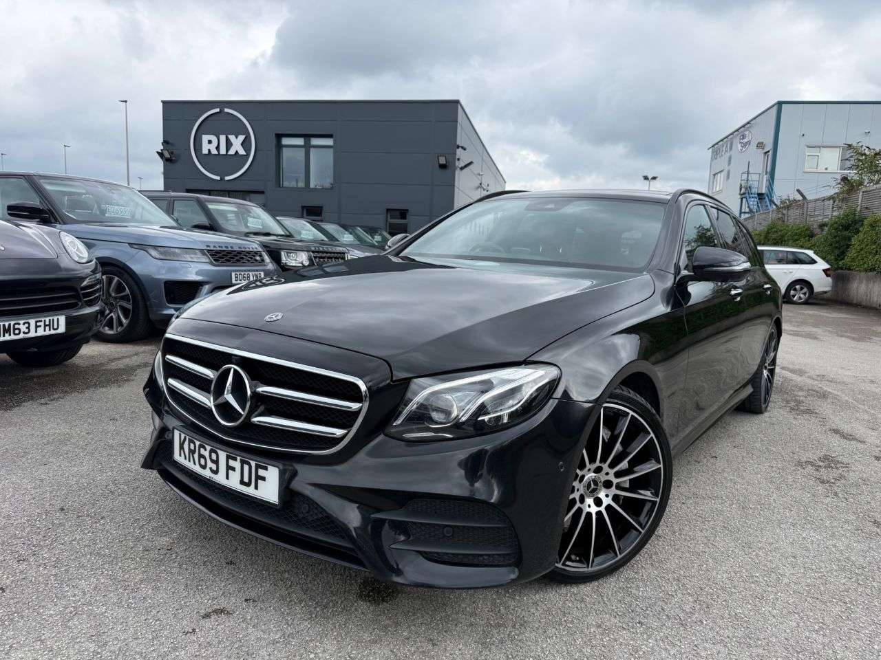 A 2019 MERCEDES-BENZ E CLASS 2.0 E220d AMG Line Night Edition (Premium Plus) Estate 5dr Diesel G-Tronic+ A 2019 MERCEDES-BENZ E CLASS 2.0 E220d AMG Line Night Edition (Premium Plus) Estate 5dr Diesel G-Tronic+
