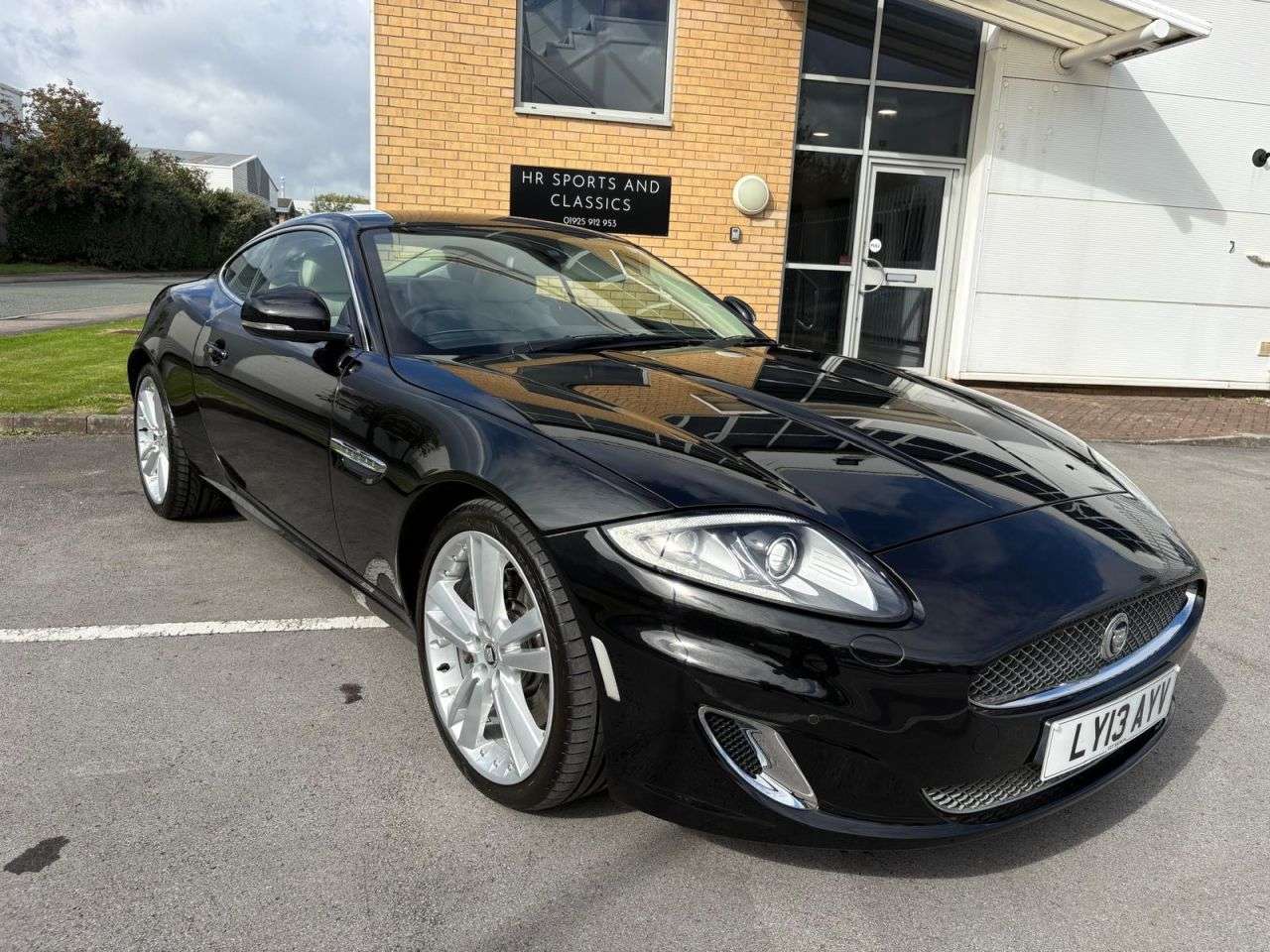 A 2013 JAGUAR XK 5.0 V8 Portfolio Coupe 2dr Petrol Auto Euro 5 (385 ps)-Superb Low Mileage E A 2013 JAGUAR XK 5.0 V8 Portfolio Coupe 2dr Petrol Auto Euro 5 (385 ps)-Superb Low Mileage E