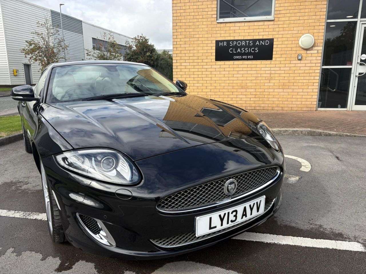A 2013 JAGUAR XK 5.0 V8 Portfolio Coupe 2dr Petrol Auto Euro 5 (385 ps)-Superb Low Mileage E A 2013 JAGUAR XK 5.0 V8 Portfolio Coupe 2dr Petrol Auto Euro 5 (385 ps)-Superb Low Mileage E