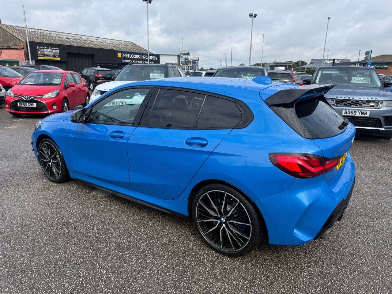 A 2022 BMW 1 SERIES 2.0 M135i Hatchback 5dr Petrol Auto xDrive Euro 6-2 FORMER KEEPERS FINISHED A 2022 BMW 1 SERIES 2.0 M135i Hatchback 5dr Petrol Auto xDrive Euro 6-2 FORMER KEEPERS FINISHED