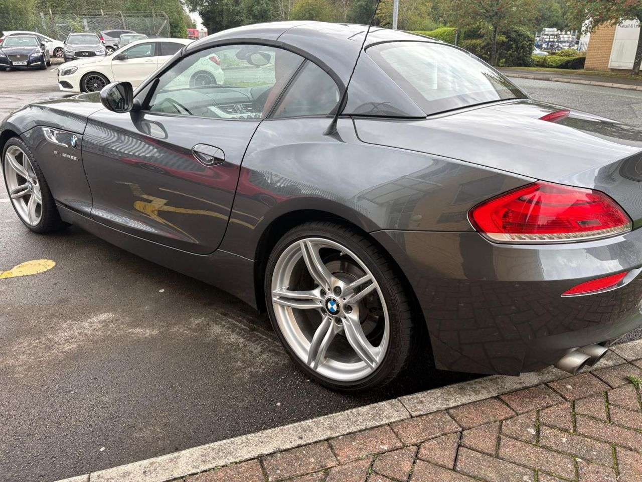 2016 BMW Z4 2016 BMW Z4