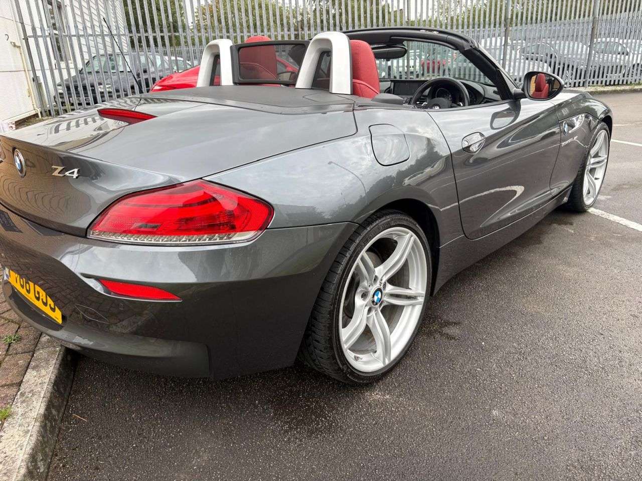 2016 BMW Z4 2016 BMW Z4