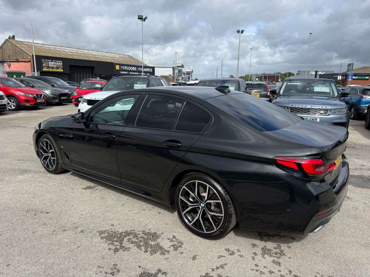 A 2020 BMW 5 SERIES 2.0 520d MHT M Sport Saloon 4dr Diesel Hybrid Steptronic Euro 6-2 OWNER CAR A 2020 BMW 5 SERIES 2.0 520d MHT M Sport Saloon 4dr Diesel Hybrid Steptronic Euro 6-2 OWNER CAR