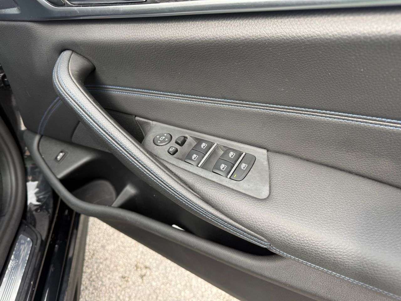 2020 BMW 5 SERIES 2020 BMW 5 SERIES