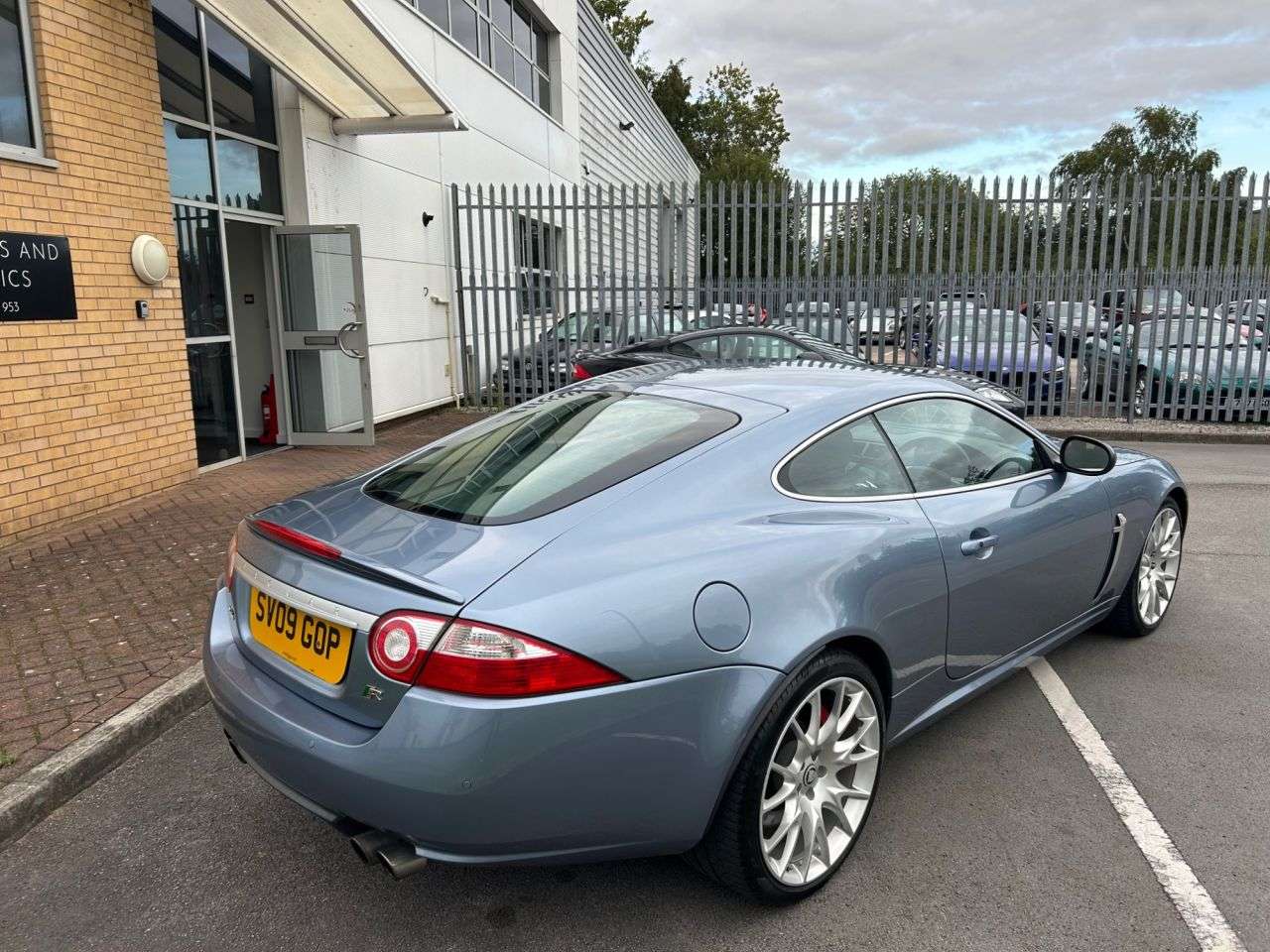 A 2009 JAGUAR XKR 4.2 V8 Coupe 2dr Petrol Auto Euro 4 (420 ps)-2 Former Keepers-Last Keeper S A 2009 JAGUAR XKR 4.2 V8 Coupe 2dr Petrol Auto Euro 4 (420 ps)-2 Former Keepers-Last Keeper S
