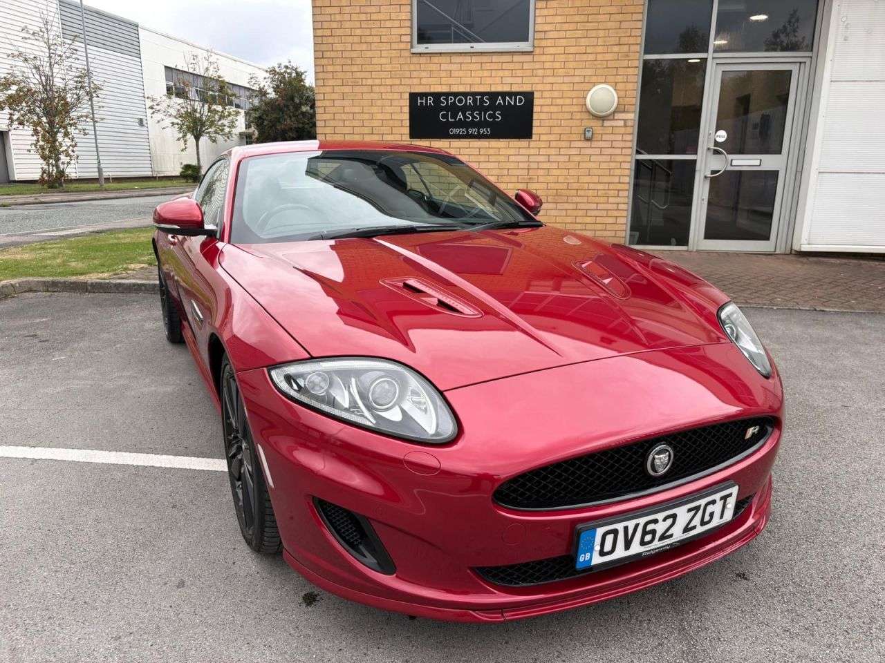 A 2012 JAGUAR XKR 5.0 V8 Coupe 2dr Petrol Auto Euro 5 (510 ps)-Fantastic Example-2 Owners Fro A 2012 JAGUAR XKR 5.0 V8 Coupe 2dr Petrol Auto Euro 5 (510 ps)-Fantastic Example-2 Owners Fro