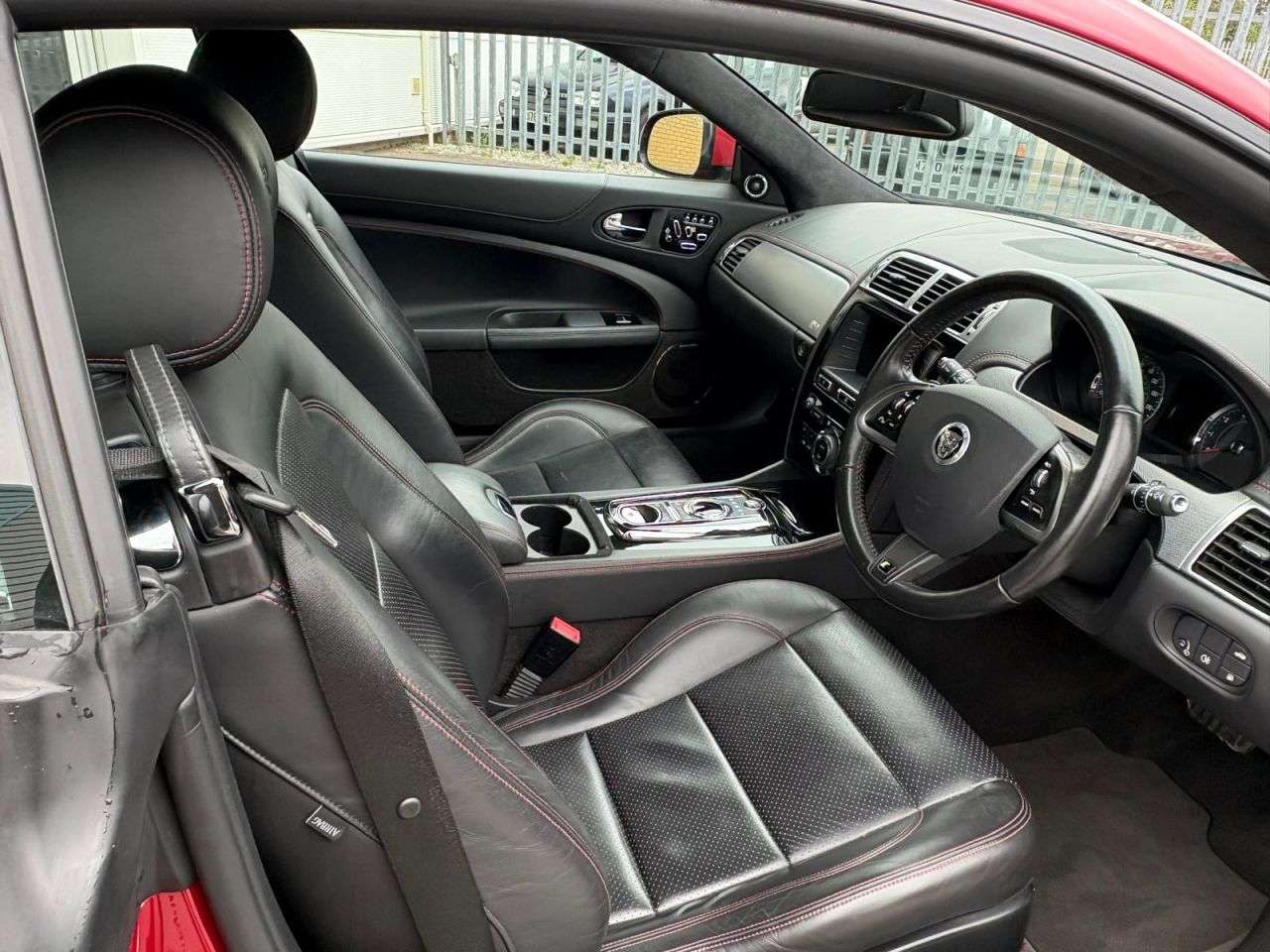 2012 JAGUAR XKR 2012 JAGUAR XKR
