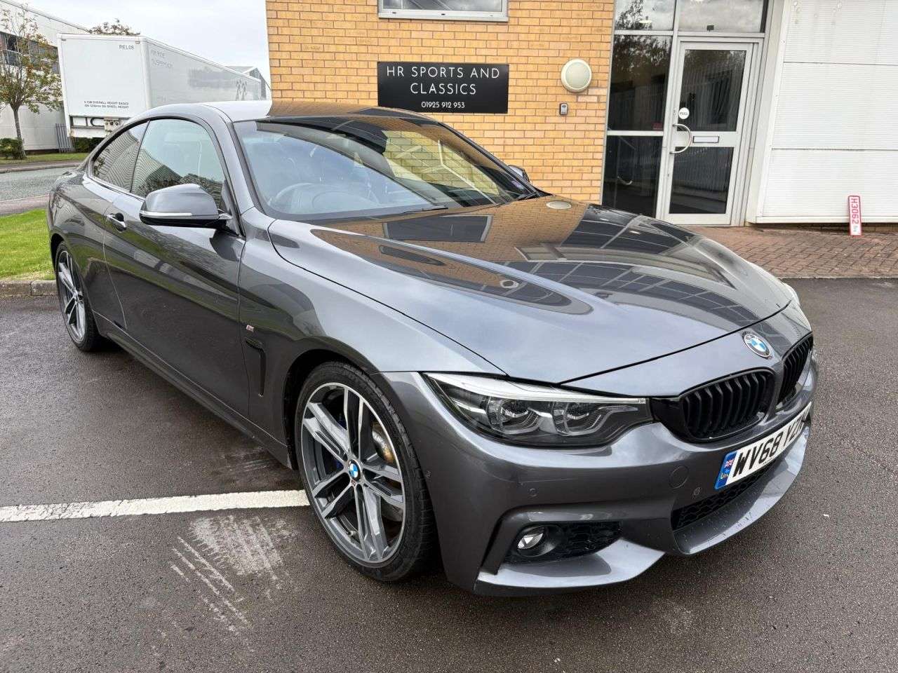 A 2018 BMW 4 SERIES 3.0 440i GPF M Sport Coupe 2dr Petrol Auto Euro 6 (s/s) (326 ps)-Factory Ex A 2018 BMW 4 SERIES 3.0 440i GPF M Sport Coupe 2dr Petrol Auto Euro 6 (s/s) (326 ps)-Factory Ex