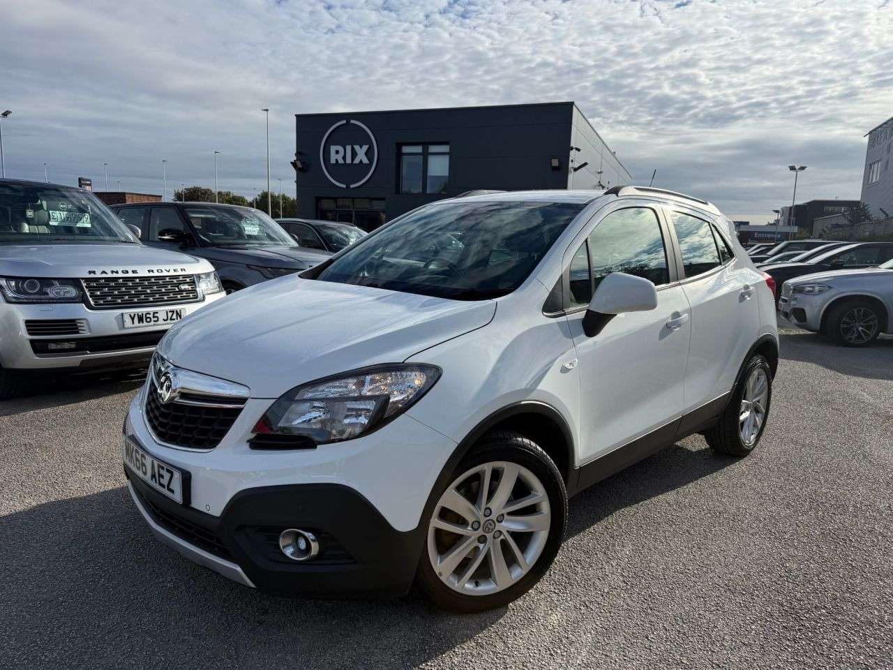 A 2016 VAUXHALL MOKKA 1.6i Exclusiv SUV 5dr Petrol Manual 2WD Euro 6 (s/s) (115 ps) A 2016 VAUXHALL MOKKA 1.6i Exclusiv SUV 5dr Petrol Manual 2WD Euro 6 (s/s) (115 ps)