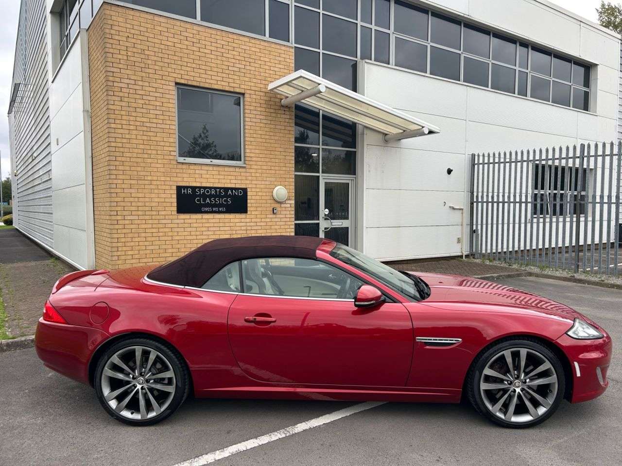 A 2013 JAGUAR XK 5.0 V8 Portfolio Convertible 2dr Petrol Auto Euro 5 (385 ps)-1 Owner From N A 2013 JAGUAR XK 5.0 V8 Portfolio Convertible 2dr Petrol Auto Euro 5 (385 ps)-1 Owner From N