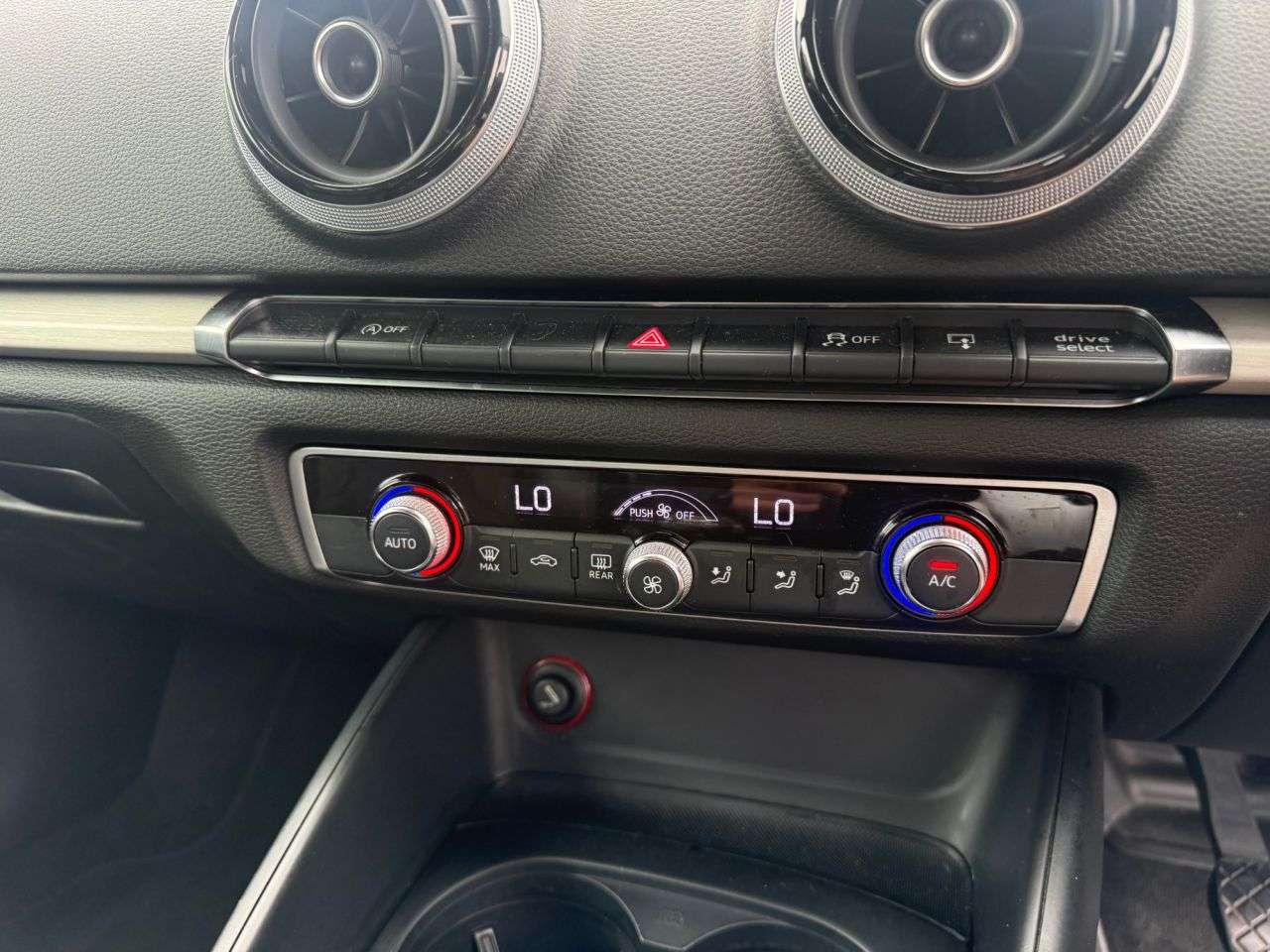 2013 AUDI A3 2013 AUDI A3