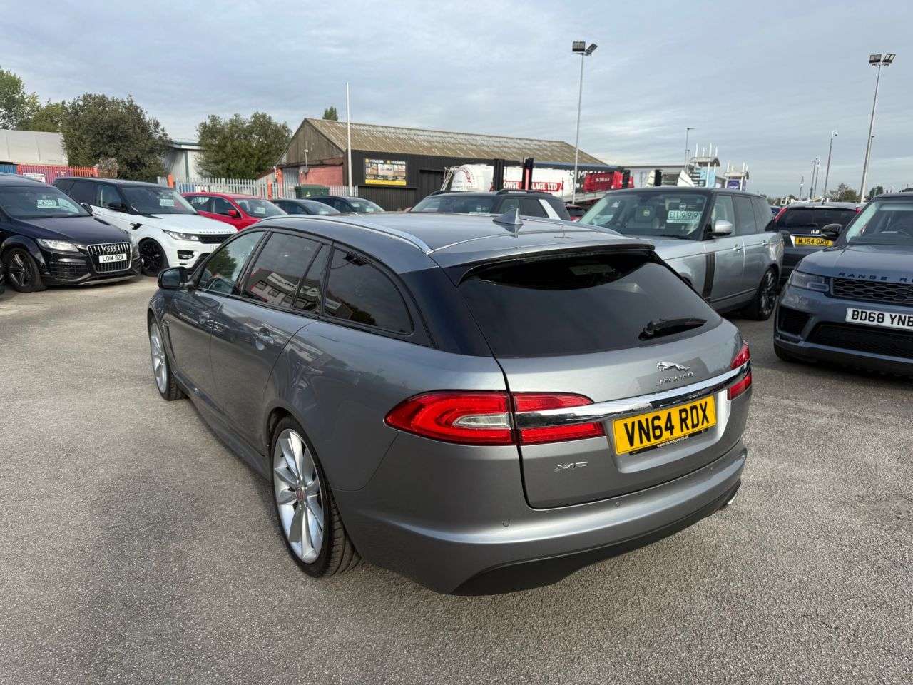 2014 JAGUAR XF 2014 JAGUAR XF