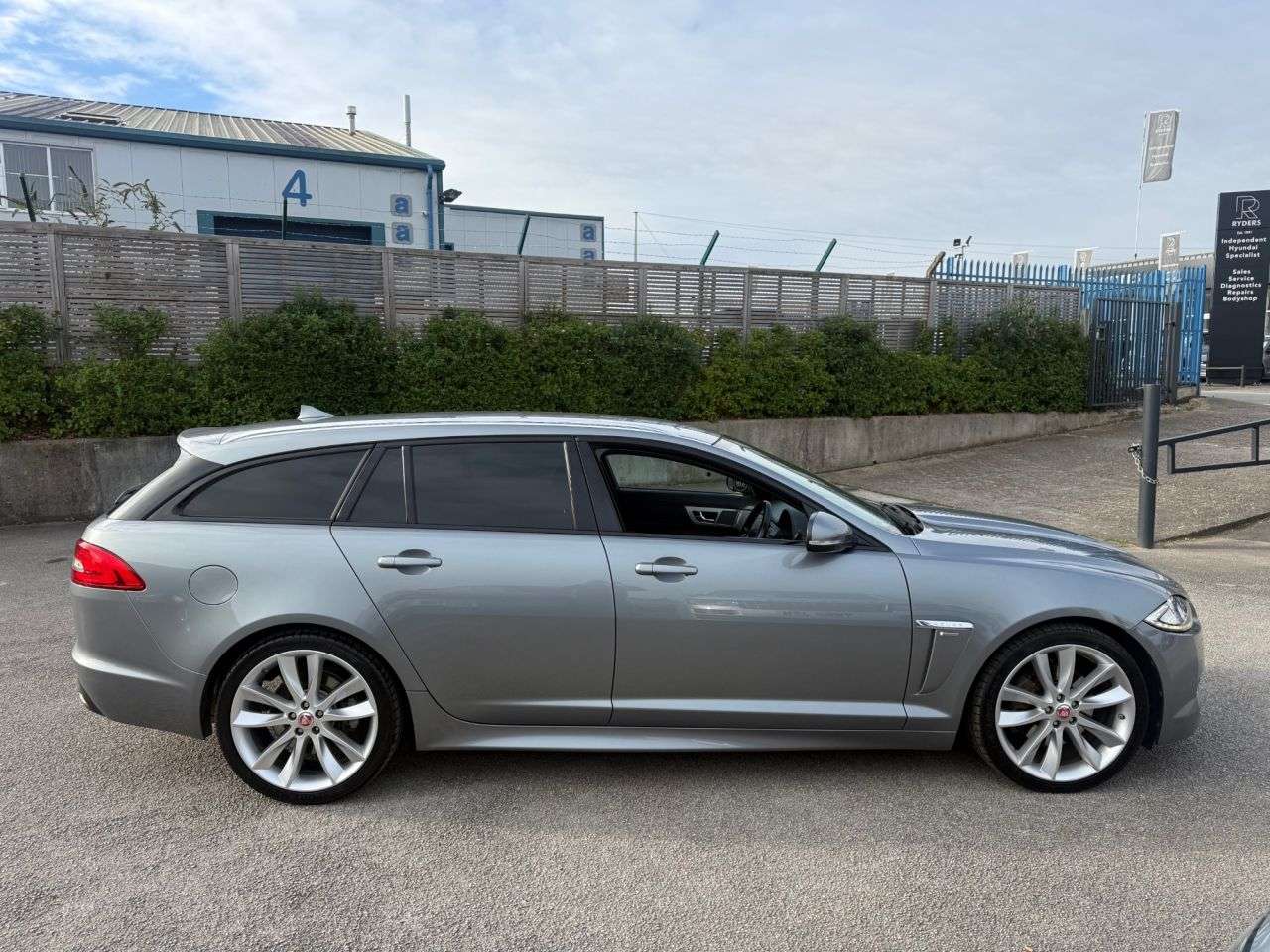 2014 JAGUAR XF 2014 JAGUAR XF