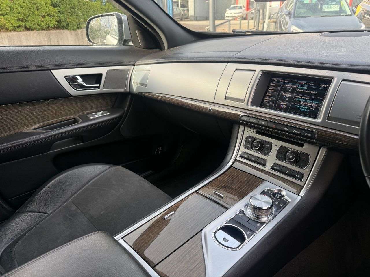 2014 JAGUAR XF 2014 JAGUAR XF