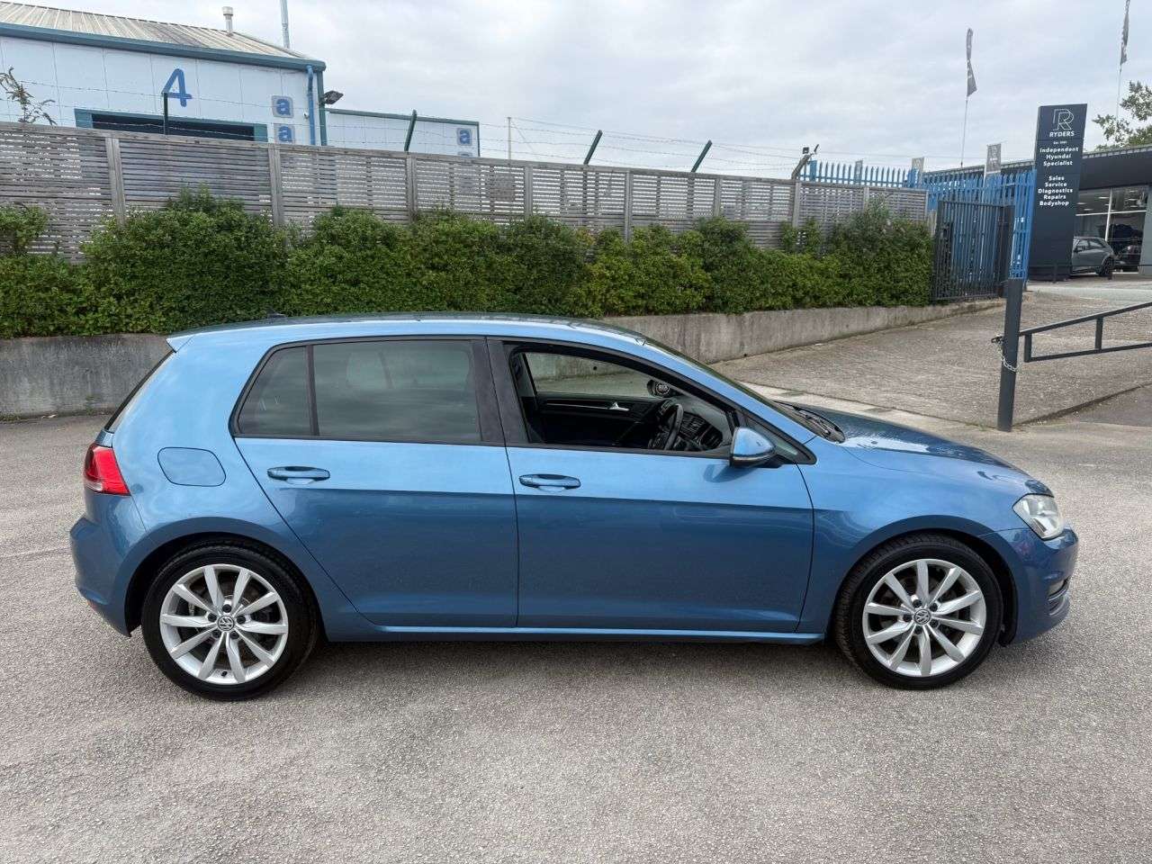 2015 VOLKSWAGEN GOLF 2015 VOLKSWAGEN GOLF